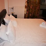 Grand Central Accommodation - Beldiman